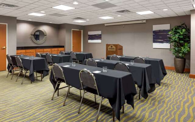 Wingate by Wyndham - Columbia