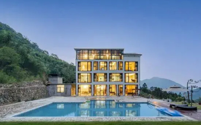 Liangliang Shenxi Mountain View Homestay