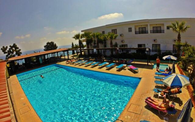 Konnos Bay Gardens
