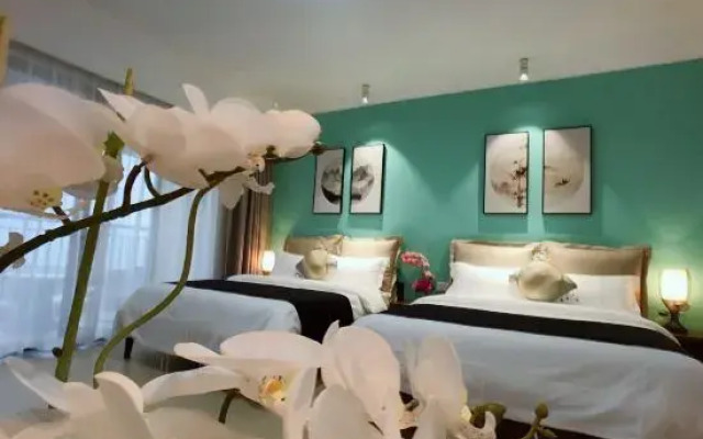 Qingshu Holiday Villa Hotel (Yangjiang Poly Yintan Store)