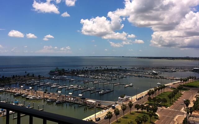 Holiday Inn Corpus Christi Downtown Marina, an IHG Hotel