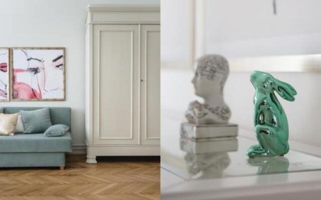 Jet Setter Opera Apartment