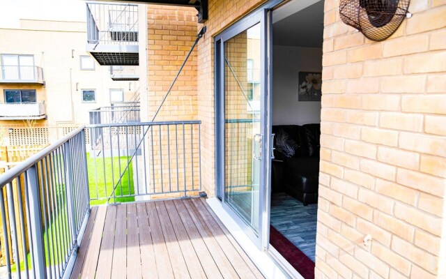 Luxury & Cosy new Build 2-bed Apartment in Chatham