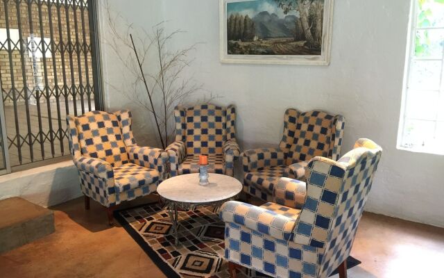 Airport Bird & Game Lodge