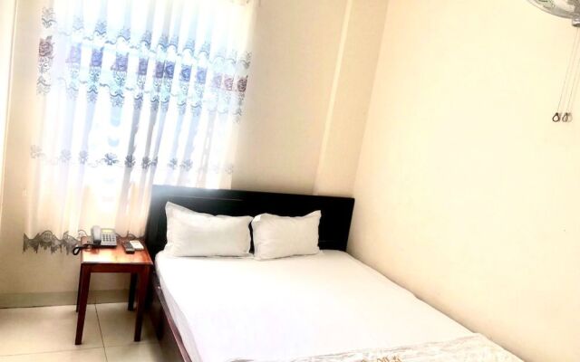 De Nhat Hotel