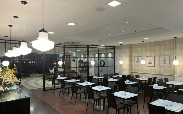 Alvear Hotel
