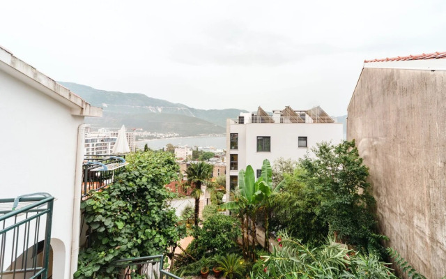 Panoramic apartment