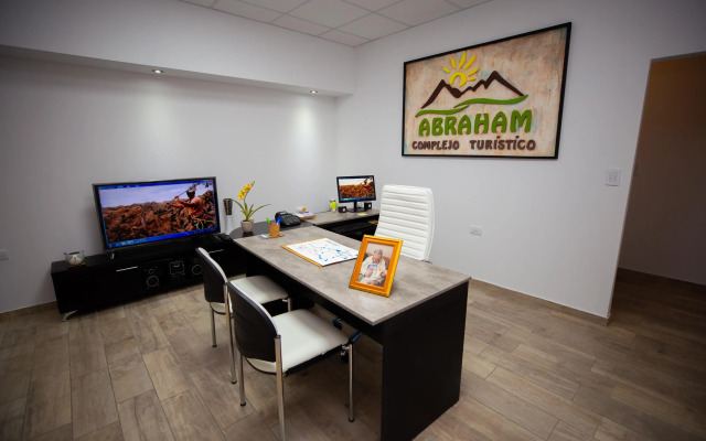 Abraham Complejo Turistico