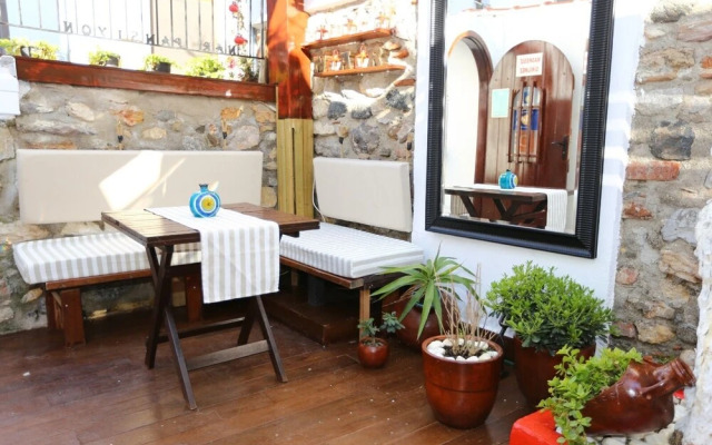 Nar Pansiyon Cafe