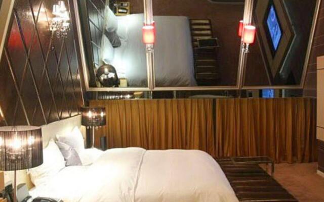 Tianjing Water-drop A Hotel