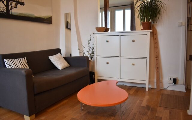 Cosy Studio Apartment in Paris 14th