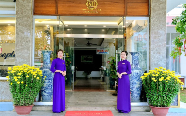 Song Huong Hue Hotel