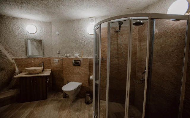 Ortahisar Cave Hotel