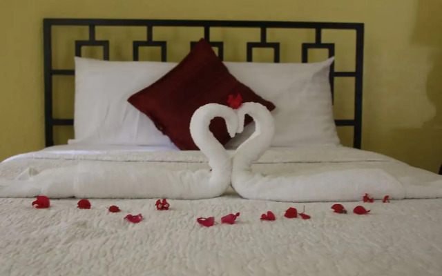 Milbrooks Villa and Retreat
