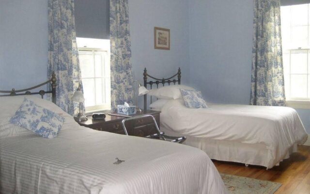 The Kingswood Bed & Breakfast