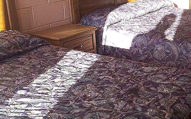 Crescent Motel Franklinton