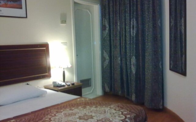 Blue Marine Hotel