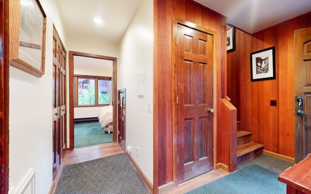 Winterset 12 Centrally Located, Cozy, Washer Dryer by RedAwning