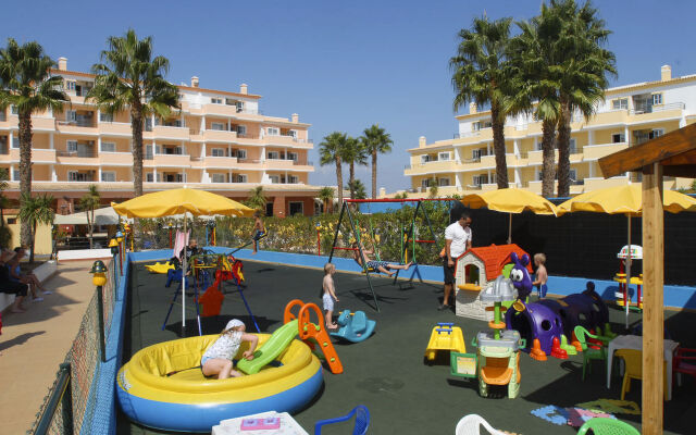 Vitors Plaza
