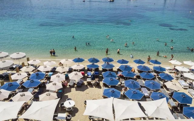 Kostantis Summer Villas and Suites