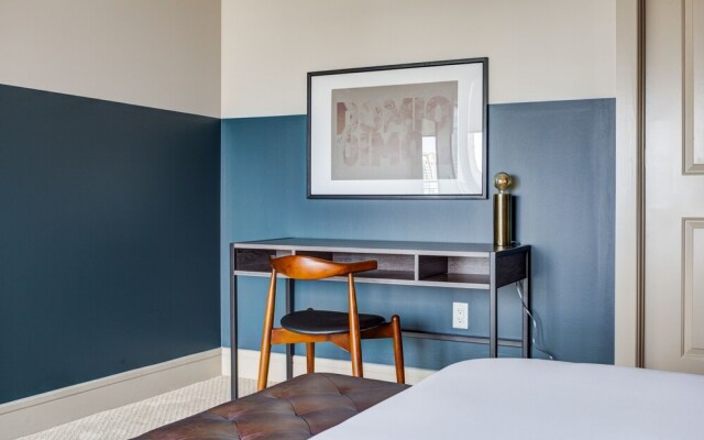 Domio Downtown Elegant 1BR Infinity Pool