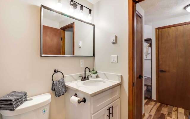 Tobyhanna Vacation Home w/ Community Pool Access