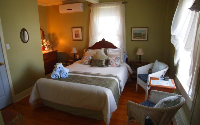 Au Manoir de la rue Merry