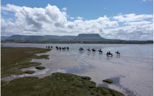 Beezies Self Catering Cottages