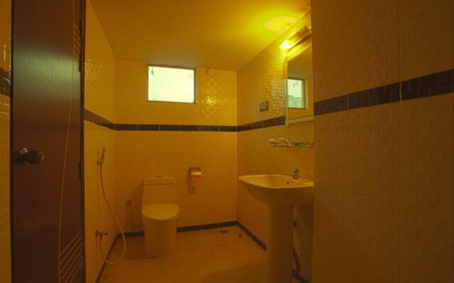 Rax Hotel and Restaurant