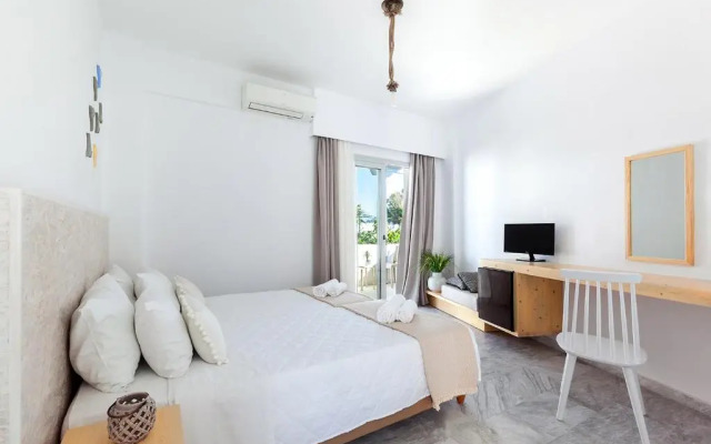 Memories Beach Hotel