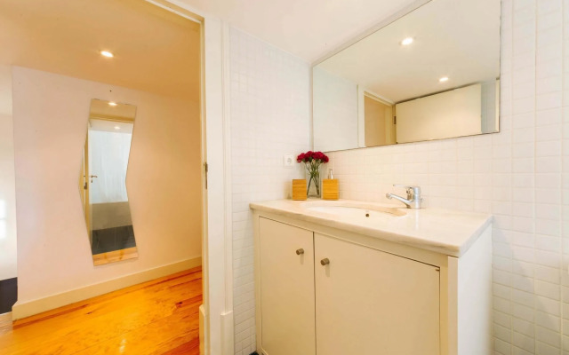 Not Guilty Duplex at Bairro Alto