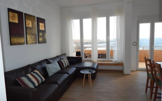 Big, large cozy apartment with sea view