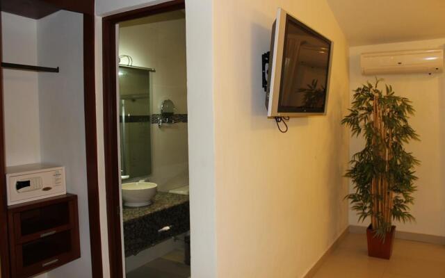 Grand City Hotel - Near Market 28