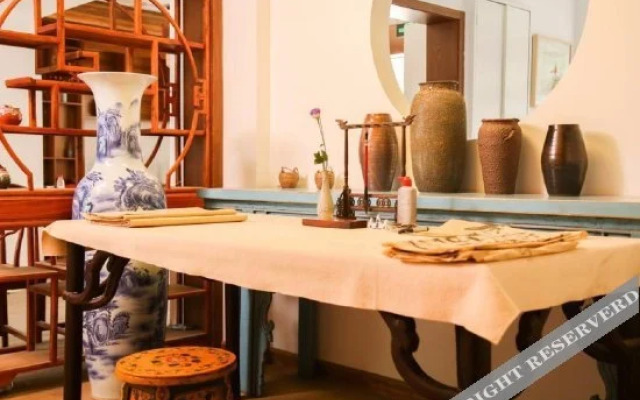 Floral Hotel·Suzhou Front Hall and Backyard Hotel (Pingjiang Road Store)
