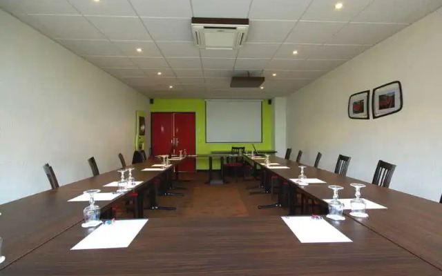 Kyriad Design Enzo Thionville