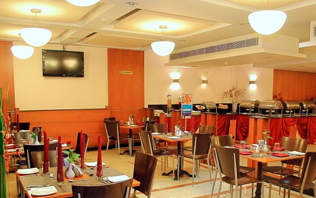 The Hotel Royal Plaza