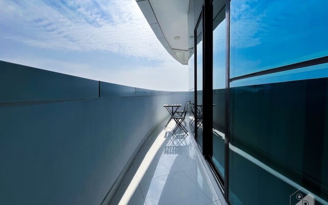 Cozy 1b With Balcony in Business Bay
