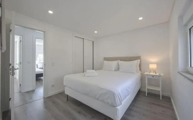 Olivais Modern by Homing