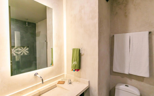 Eco-chic Design Condos Wrapped in Nature's Elements by Moskito