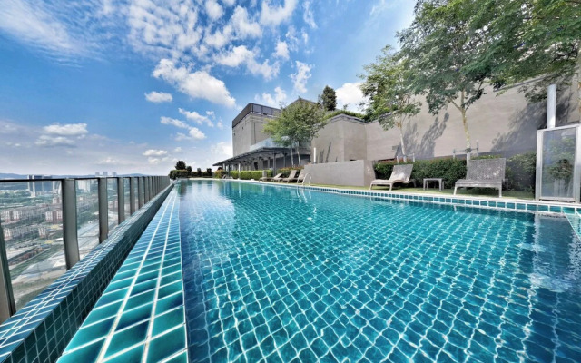 Icon City Petaling Jaya by Arthomer