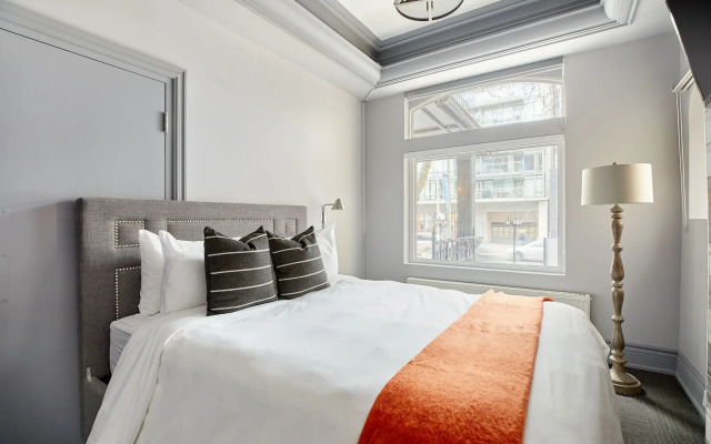 Wellesley Manor Revival Boutique Hotel, EST, 1916