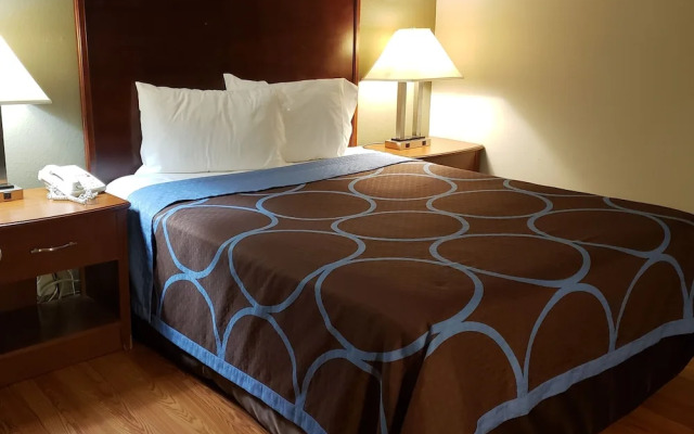 Super 8 by Wyndham Martinsville VA