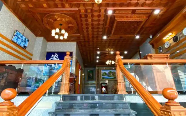Hoang Quan Hotel  - Go Vap