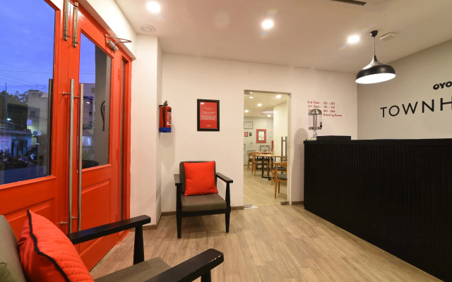 Super Townhouse Royapettah Near U.S Consulate
