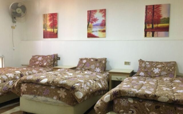 Al Zahira Hotel Apartments