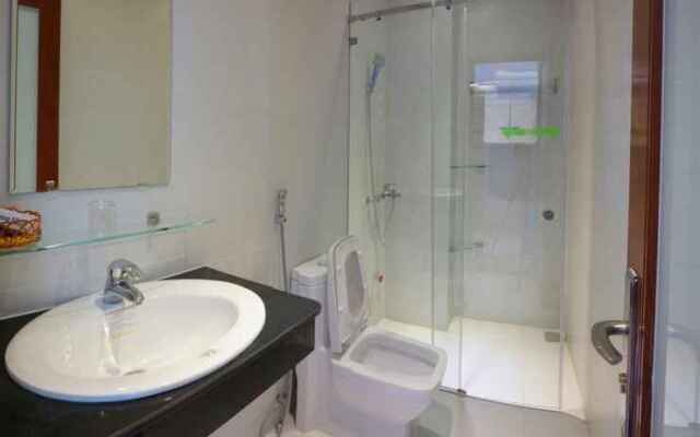 Quang Nhat Hotel