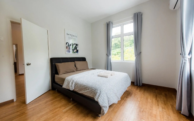 New Corner Shamrock Beach Villas Seaview – Guest Rooms – Tanjung Bungah