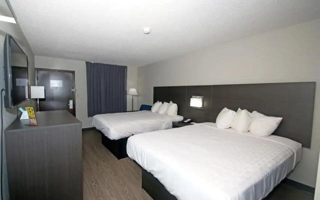 Clarion Pointe Statesville