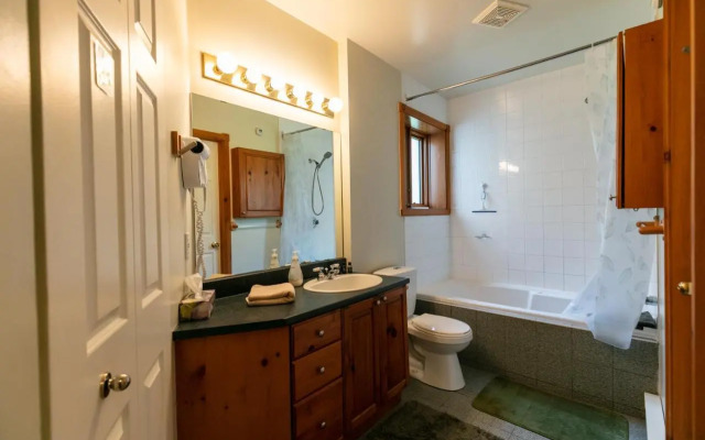 Escapade Pinoteau Tremblant Getaway