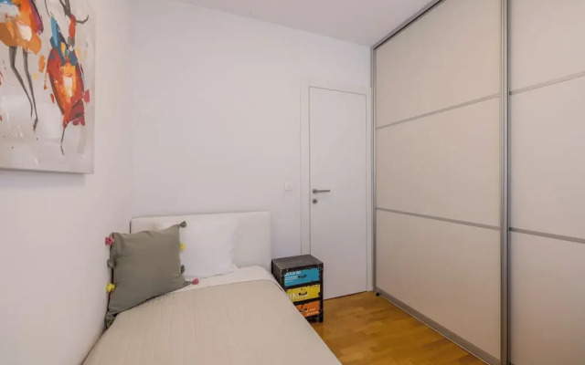 Beachaholic M&G, Luxury Seaside Suites On Znjan